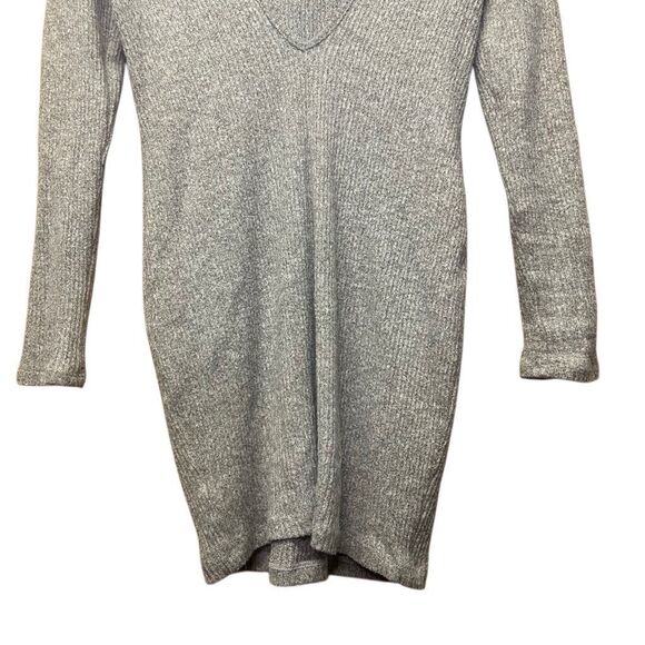 FOREVER 21 Gray Long Sleeve Knit Mini Bodycon Dress Size M Mock Neck Open Back - Picture 6 of 9